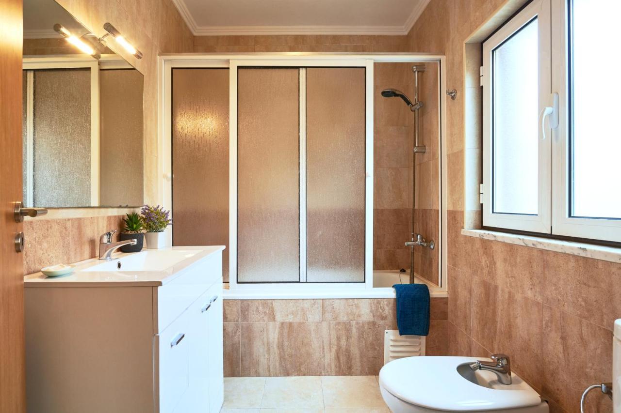 Spacious And Renovated Apartment With Amazing Patio, By Timecooler Lisbon Exterior photo