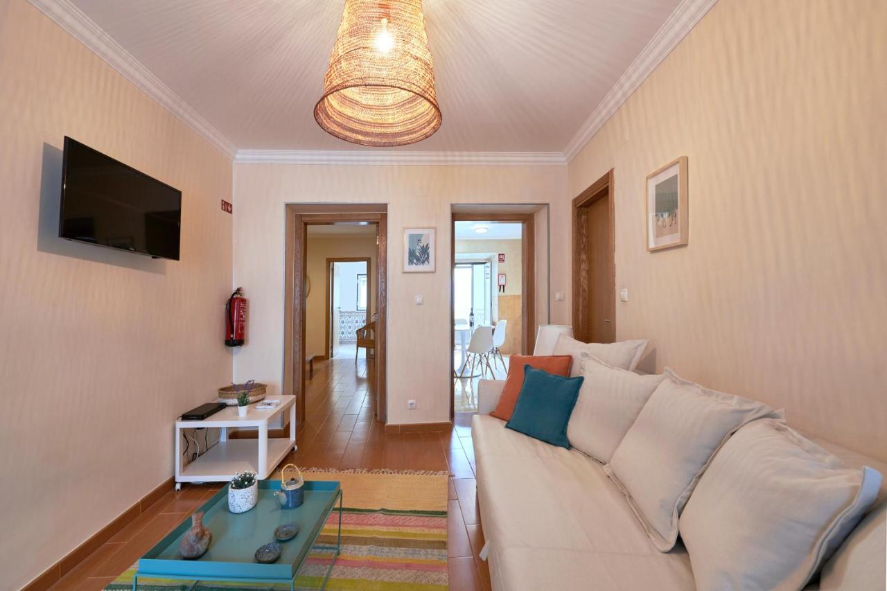 Spacious And Renovated Apartment With Amazing Patio, By Timecooler Lisbon Exterior photo
